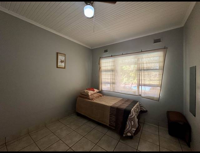 4 BEDROOM HOUSE FOR SALE IN MEER EN SEE